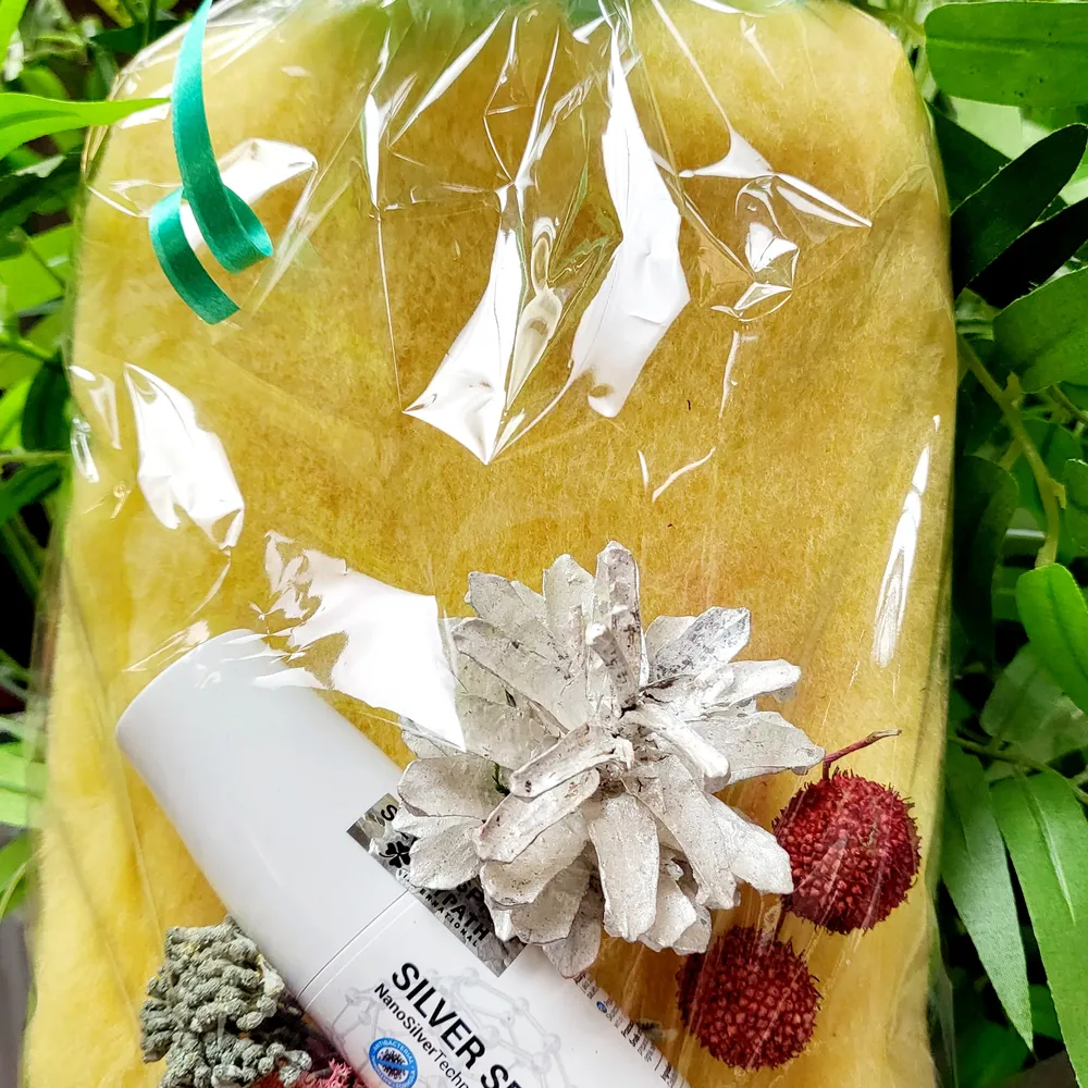 Dovanų rinkinys Raypath NanoSilver kūno pilingo pirštinė odos stangrinimui be dėžutės